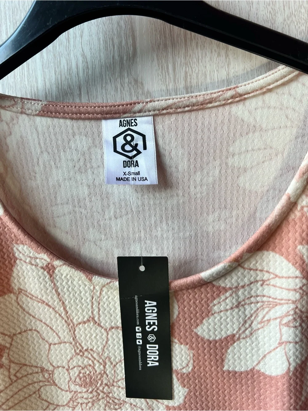 Agnes & Dora sleeveless fit